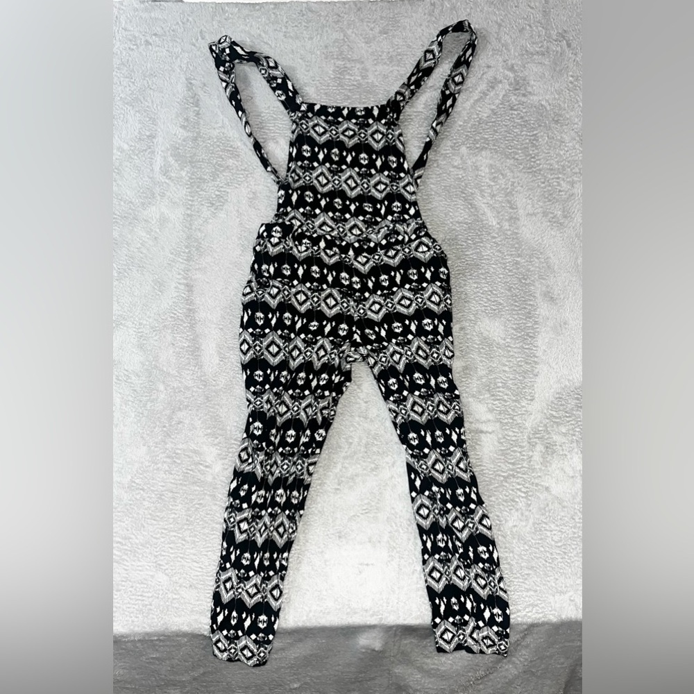 Sans Souci Black Jumpsuit Overall Romper Geometric Pattern Medium Black/Wht EUC